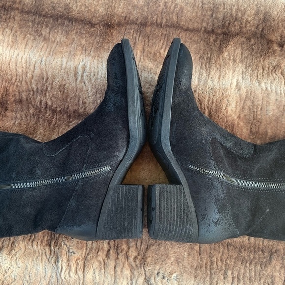 Born Basil Distressed Boot Black - Picture 3 of 10